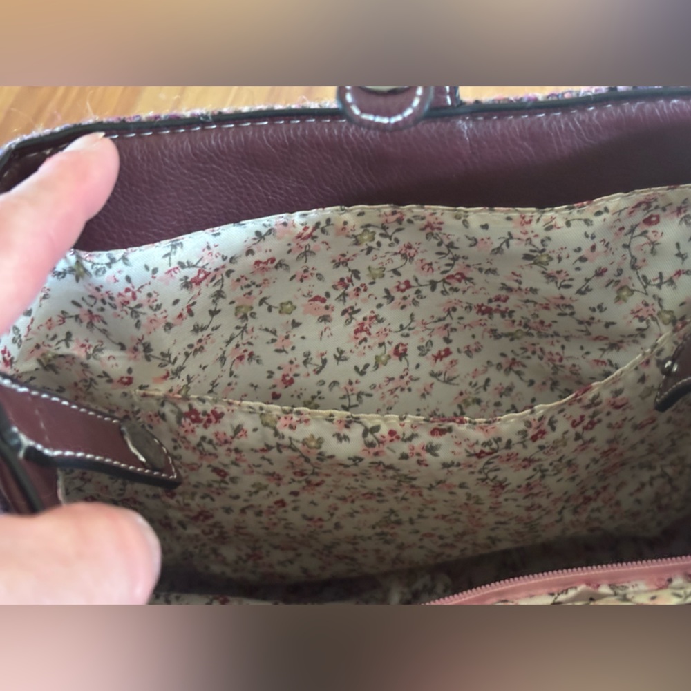 Islander Jura Backpack in burgundy leather and burgundy multi Harris Tweed - Picture 10 of 16